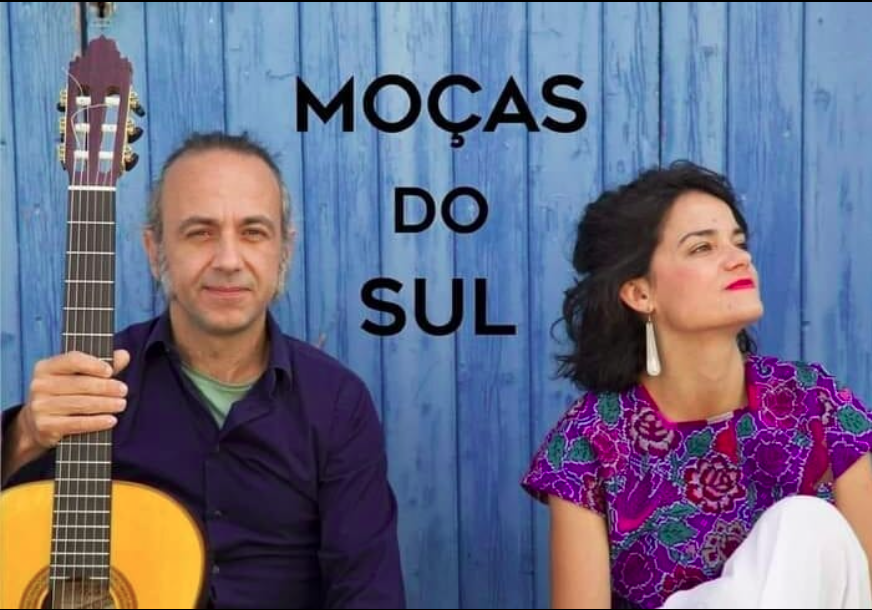 Moças Do Sul